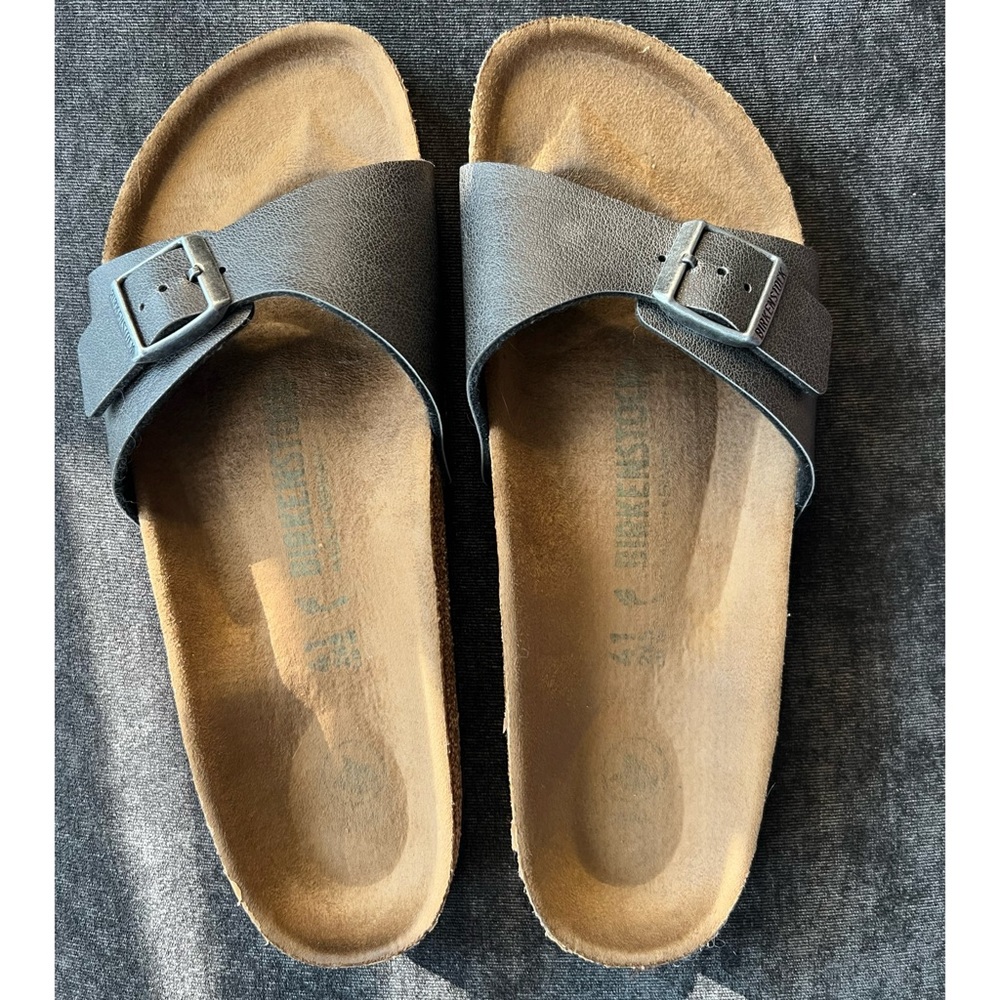 Birkenstock Vegan Madrid Sandals | Brown with silver buckle